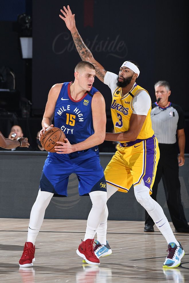 广州队轻取骑士，浓眉哥惊艳四座